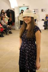 20160304_IMG_7880: Foto: Salon Meluzína představil na módní přehlídce dámské modelové klobouky