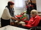 20160311_kd101: Oslavily MDŽ a pogratulovaly Marii Koudelové k 102. narozeninám