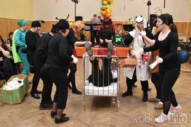 ﻿Foto: Sokolské Šibřinky napsaly tečku za plesovou sezonou v Kácově