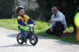 20160412_5G6H8991: Foto: Děti v Chotusicích v úterý osedlaly odrážedla a kola a vyrazily do závodu!