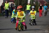 20160412_5G6H9128: Foto: Děti v Chotusicích v úterý osedlaly odrážedla a kola a vyrazily do závodu!