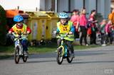 20160412_5G6H9341: Foto: Děti v Chotusicích v úterý osedlaly odrážedla a kola a vyrazily do závodu!