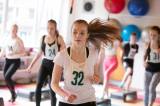 Foto: Studentky z Kolínska měřily síly v aerobicu
