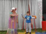 20160608_DSC07423: Foto: Třídvorské děti bavil rodinný cirkus Paldus