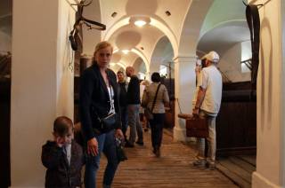 Zámecká konírna na Kačině ožívá: unikátní prostory s interaktivní expozicí se otevřely veřejnosti