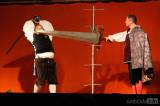 20160819231457_IMG_7604: Foto: Druhý den Tyjátrfestu vyvrcholil komedií Romeo, Julia  a vírus v podání trnavského divadla