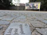 20160924233447_DSCN8944: „Formanovy kameny“ připomínají v Čáslavi dílo významného rodáka
