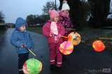 20161111191357_5G6H4011: Foto: Také děti v Červených Janovicích se vypravily za Martinem s lampióny