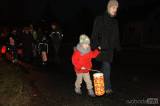 20161111191359_5G6H4104: Foto: Také děti v Červených Janovicích se vypravily za Martinem s lampióny