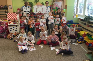 Kolínští basketbalisté tentokrát navštívili mateřskou školku Bezručova