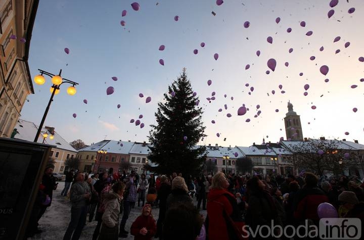 Na Palackého náměstí se vznesou balónky s přáním k Ježíškovi