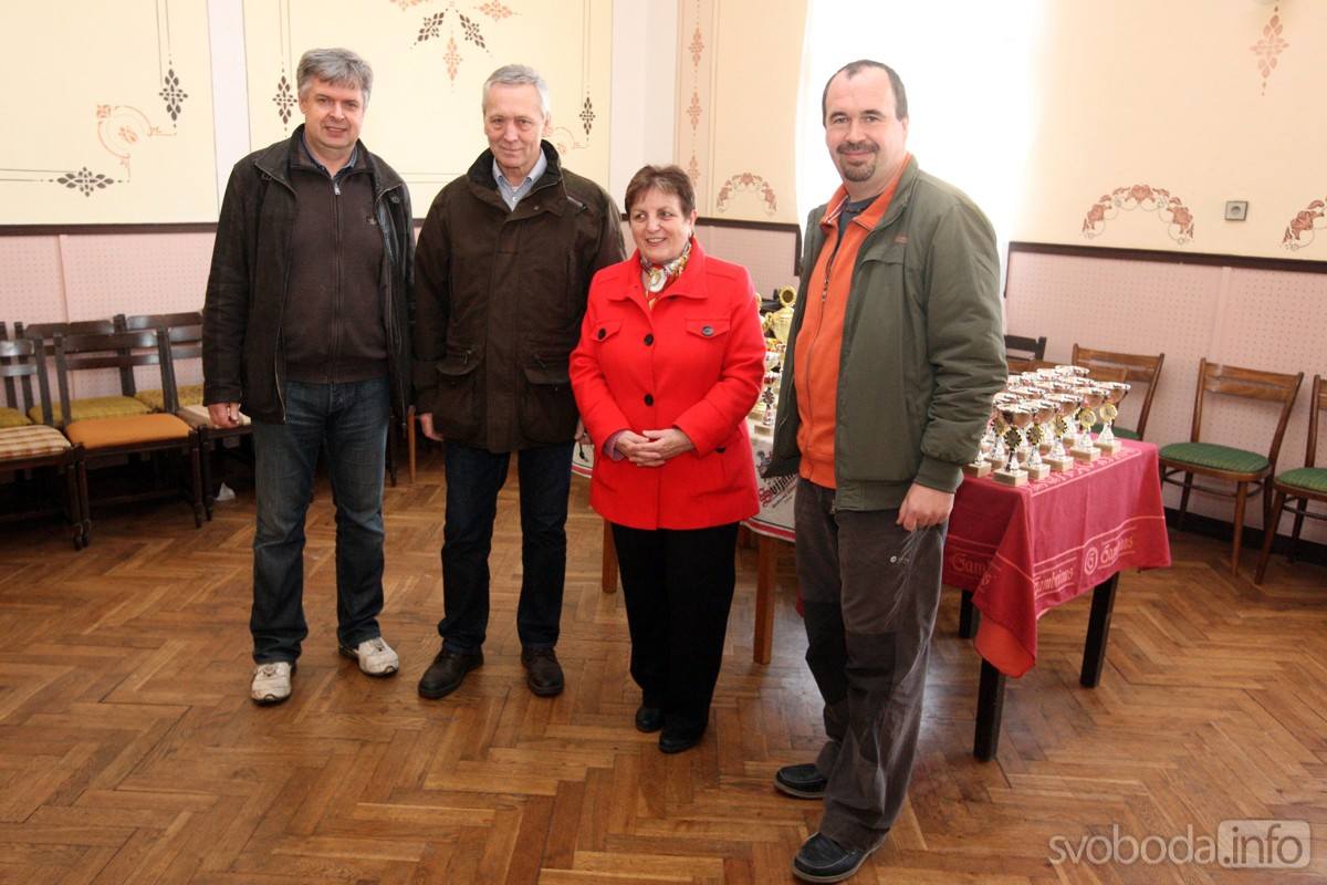 Foto: V sále křesetické hospody U Nevolů v sobotu obdivovali poštovní holuby