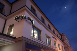 Foto: Zrekonstruovaná Restaurace hotelu Grand se v pátek otevřela veřejnosti