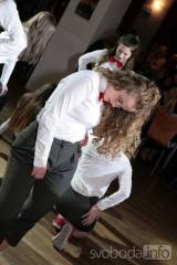 20170117094742_005: Foto: Staré lázně si pro maturitní ples vybrala oktáva nymburského gymnázia