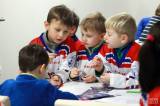 20170128153634_img_6388: Foto: Desítky dětí si na čáslavském zimním stadionu v rámci "Týdne hokeje" vyzkoušely roli hokejisty