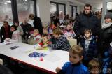 20170128153637_IMG_6425: Foto: Desítky dětí si na čáslavském zimním stadionu v rámci "Týdne hokeje" vyzkoušely roli hokejisty