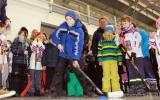 20170128153639_IMG_6448: Foto: Desítky dětí si na čáslavském zimním stadionu v rámci "Týdne hokeje" vyzkoušely roli hokejisty