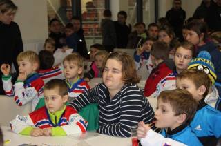 Hokej si v Čáslavi vyzkoušela téměř stovka dětí!