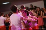 20170129141129_IMG_6911: Foto, video: Oktáva kolínského gymnázia zvolila pro svůj maturitní ples kriminální styl