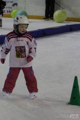 20170130090750_IMG_2999: Hokej si v Čáslavi vyzkoušela téměř stovka dětí!