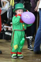 20170205155006_5G6H7702: Foto: S dětmi na karnevale ve Vrdech v neděli řádil i čaroděj!