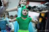 20170205155008_5G6H7750: Foto: S dětmi na karnevale ve Vrdech v neděli řádil i čaroděj!