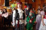 20170211154104_5G6H0008: Foto: Na karnevale na Štrampouchu si děti pohrály i s čarodějem