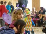20170220144533_P1010767: Foto: Tradiční dětský karneval přilákal do Suchdola desítky masek
