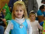 20170220144534_P1010799: Foto: Tradiční dětský karneval přilákal do Suchdola desítky masek