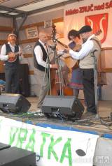 let_9787: Foto: Letos se opět otevřela Zručská Vrátka - festival country, folku, bluegrassu a trampské hudby