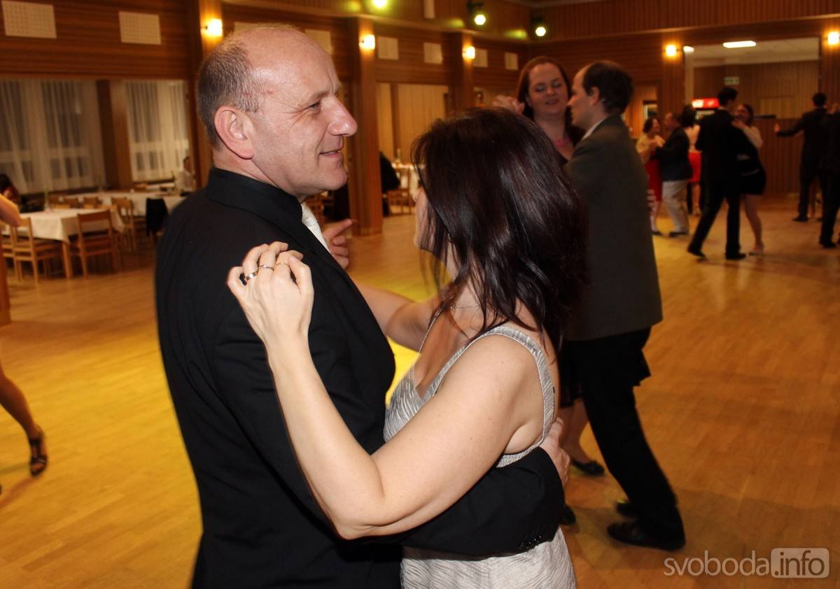 Foto: Hosté plesu v čáslavském Grandu zavzpomínali na taneční kurzy