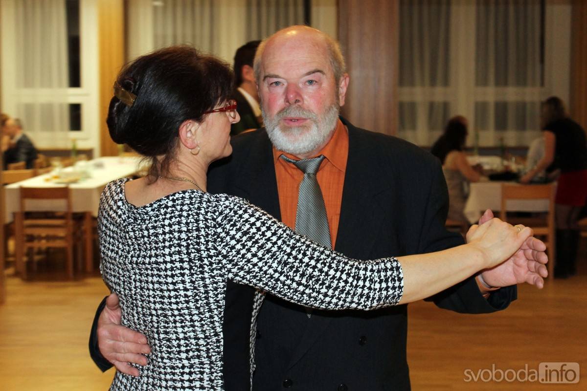 Foto: Hosté plesu v čáslavském Grandu zavzpomínali na taneční kurzy