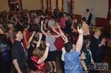 20170321093617_tup-pis119: Foto: Pátý reprezentační ples v Tupadlech zakončil letošní taneční sezonu
