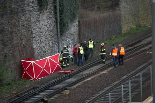 Foto: U Starého mostu v Kolíně zemřela dvacetiletá žena