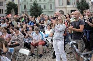 Foto: Kolínské náměstí tleskalo koncertu Vladimíra Mišíka & ETC