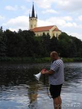 20170722204147_DSCN7202: Foto, video: Čáslaváky pobavila pátá neckyáda na Podměstském rybníku