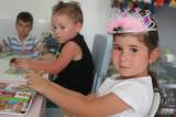 ah1b3751: Foto: Dětem v česko-anglické školičce horko nevadí, věnují se i józe