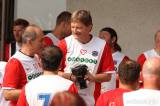 5g6h5694: Foto: Osobnosti z kultury a sportu dorazily do Zbraslavic hrát fotbal