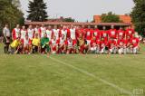 5g6h5735: Foto: Osobnosti z kultury a sportu dorazily do Zbraslavic hrát fotbal
