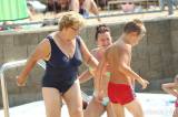 ah1b6453: Foto: Horko láme rekordy, Kolíňáci utekli k bazénu