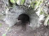 20170903184115_DSCN7680: Hrad se zachovalým podzemím a studní najdete v Chlumu u Zbýšova
