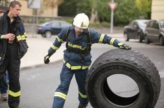 Foto: V Ovčárech se v sobotu utkali o titul Železného hasiče