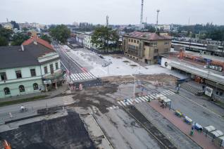 Druhá fáze výstavby nového autobusáku začala, ulice Rorejcova je ode dneška otevřena