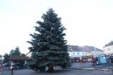 20171201180418_IMG_9867: Foto: Vánoční strom svítí od pátku i v Uhlířských Janovicích
