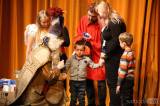 20171203175000_5G6H5733: Foto: Mikulášskou pohádku s nadílkou si užily děti v Tylově divadle v Kutné Hoře
