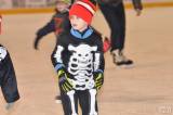 20171220135413_DSC_0483: Foto: Nejmladší členové čáslavského hokejového klubu si užili karneval na ledě