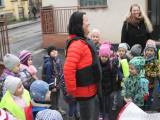 20171220142018_4: Děti navštívily policejní oddělení v Uhlířských Janovicích