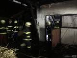 20180121152022_4-004: Požár v Radovesnicích II likvidovalo šest jednotek hasičů