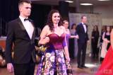 20180128150334_IMG_2852: Foto: Slavnostní šerpy převzali na maturitním plese i studenti kolínské obchodní akademie