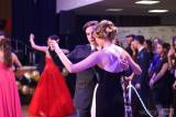 20180128150341_IMG_2882: Foto: Slavnostní šerpy převzali na maturitním plese i studenti kolínské obchodní akademie
